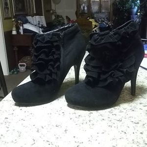 ❤️FINAL REDUCTION❤️ Suede Ankle Boots